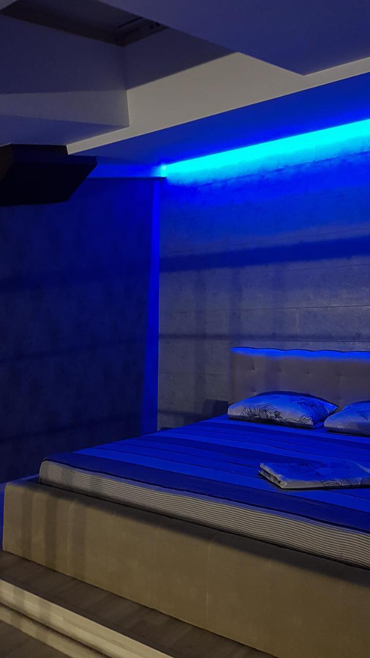 В Стиле Loft 2Ухэтажная Квартира. Lägenhet Charkiv Exteriör bild