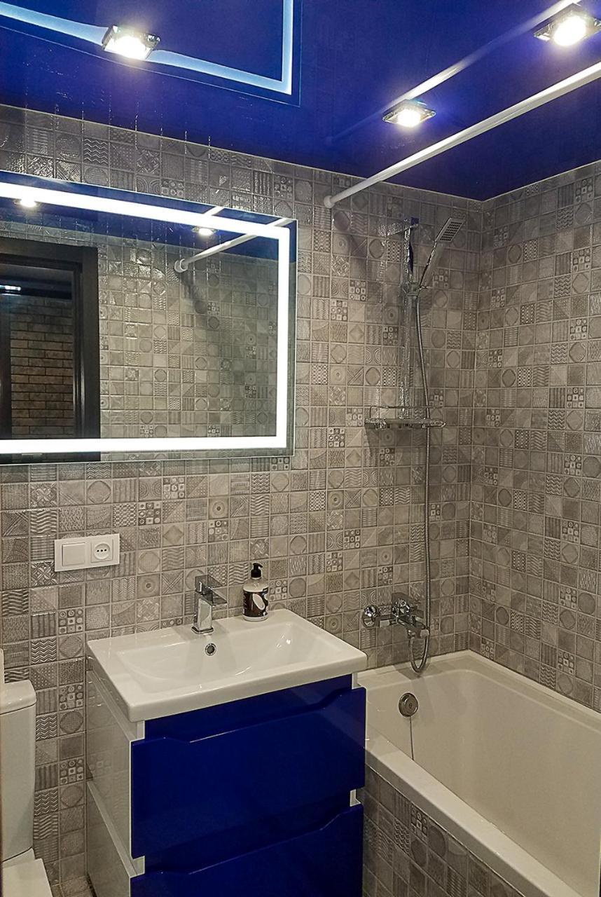 В Стиле Loft 2Ухэтажная Квартира. Lägenhet Charkiv Exteriör bild