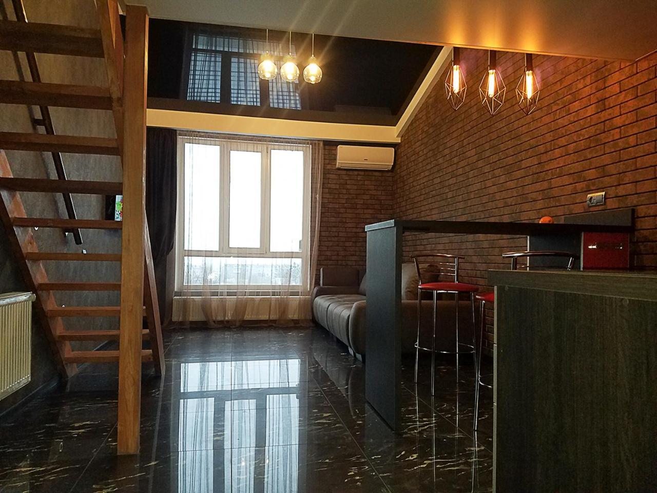В Стиле Loft 2Ухэтажная Квартира. Lägenhet Charkiv Exteriör bild