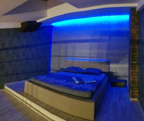 В Стиле Loft 2Ухэтажная Квартира. Lägenhet Charkiv Exteriör bild