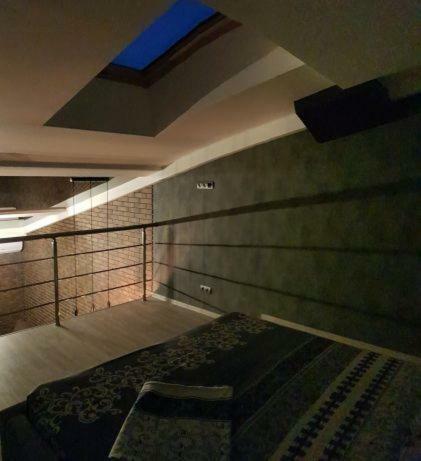 В Стиле Loft 2Ухэтажная Квартира. Lägenhet Charkiv Exteriör bild